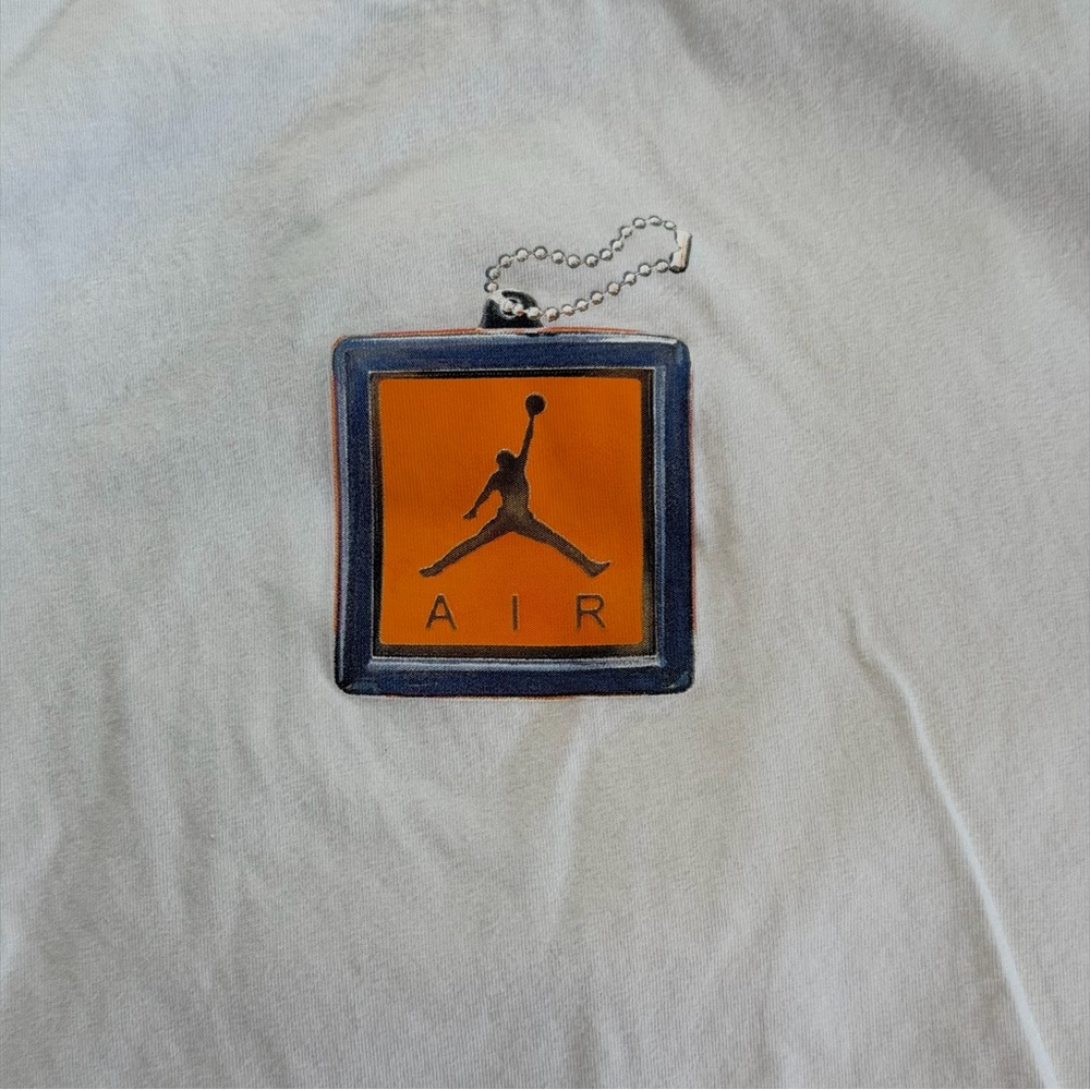 Jordan Shirt Mens Medium White Jumpman Air Hangtag Graphic Tee CV5157-100 - Picture 3 of 9